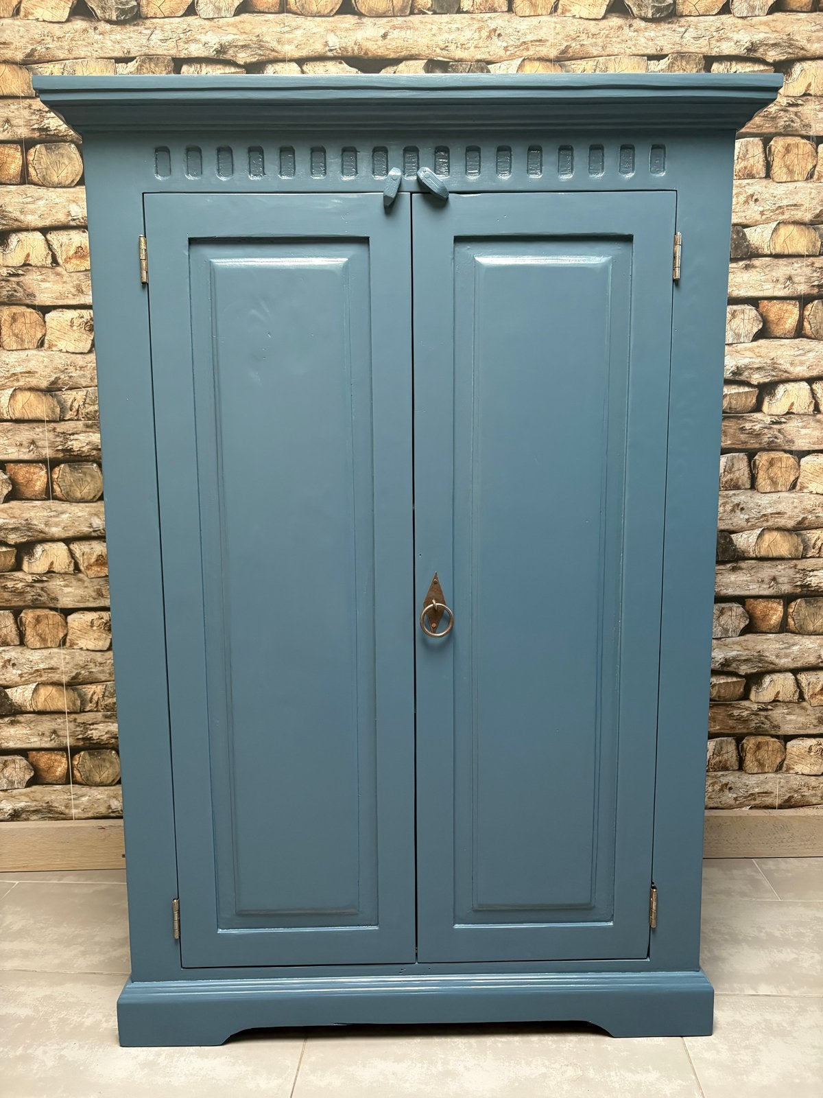 Vintage Blauwe Kast met Twee Deuren, Ophalen