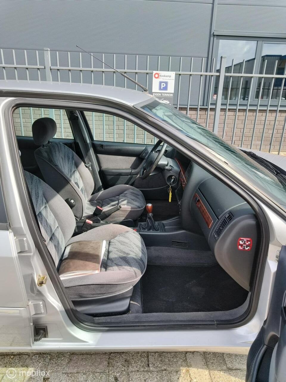 Foto 10 van Citroen Xantia 1.8i | airco | 88dkm | trekhaak | izgs