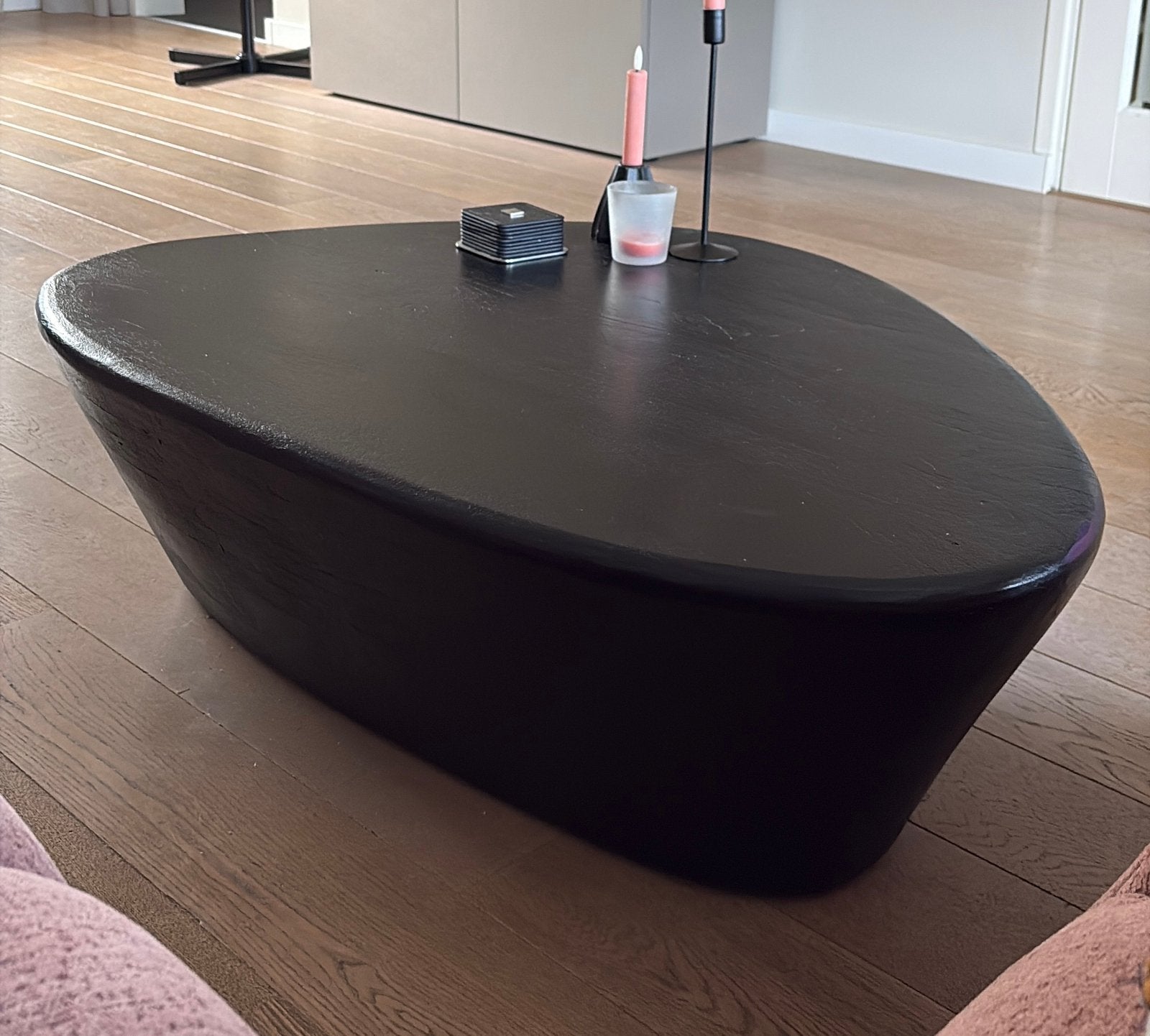 Salontafel organisch zwart, Huis en Inrichting, Tafels | Salontafels, Ophalen, 100 tot 150 cm, 50 tot 100 cm, Zo goed als nieuw