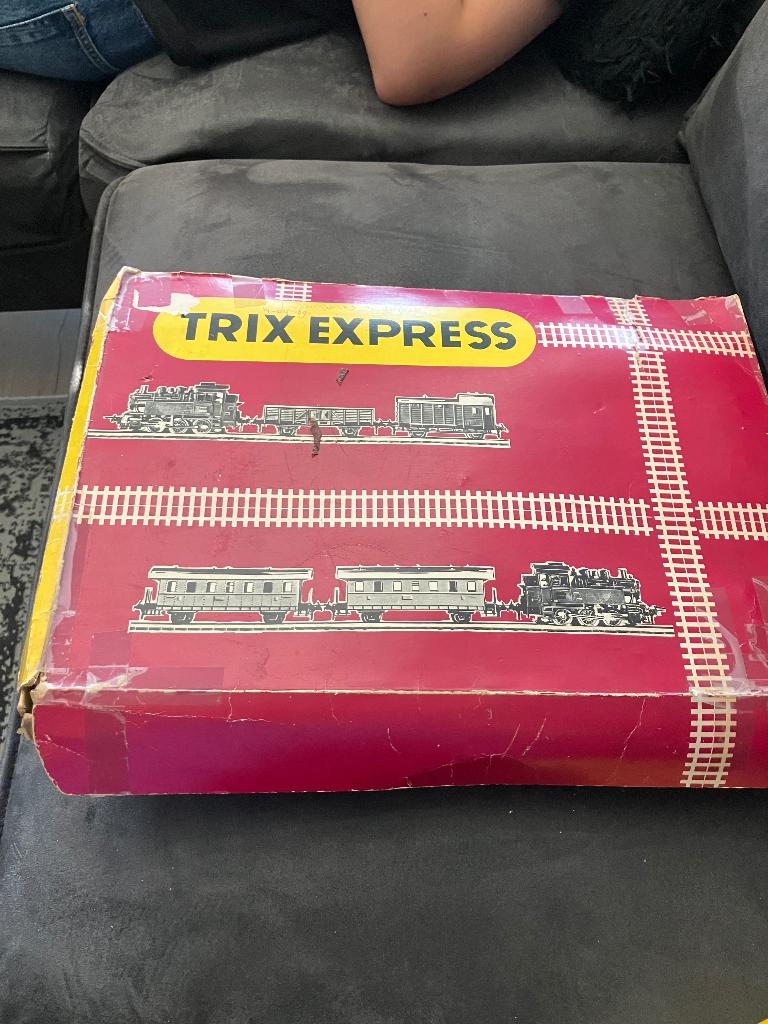 Treinen uit 1966, Ophalen of Verzenden, Trein, Boek of Tijdschrift