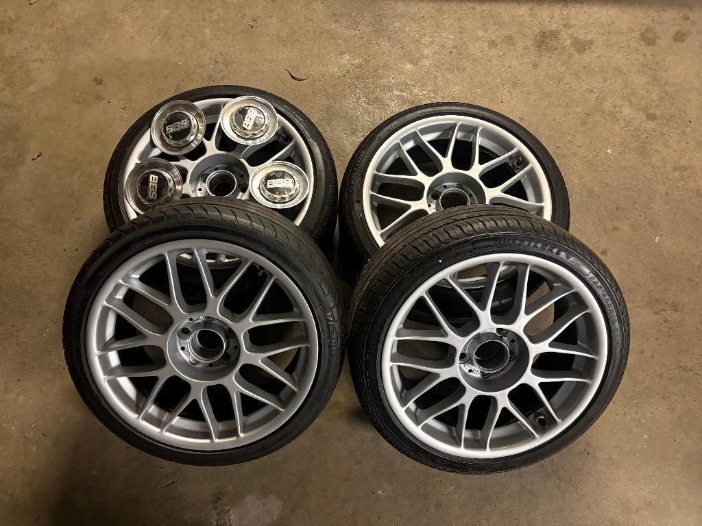 Zie advertentie BBS RC306 18 inch -BBS velgen -5x112 -225/40, Ophalen, 18 inch, Gebruikt, Banden en Velgen