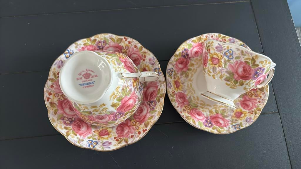 Royal Albert intacte kopjes met schoteltjes, Antiek en Kunst, Ophalen