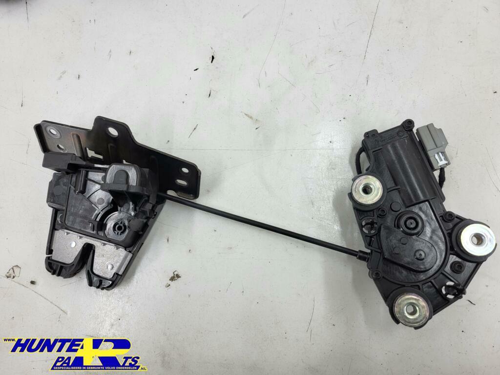 Achterklep slotmechanisme Volvo V90/S90 ('16-'22) 31484594, Ophalen of Verzenden, Gebruikt