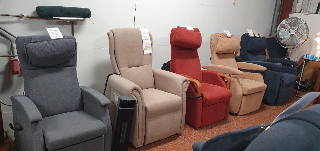 Tweedehands Sta Op stoel, sta op relax fauteuil  Fitform, Ophalen, Zo goed als nieuw