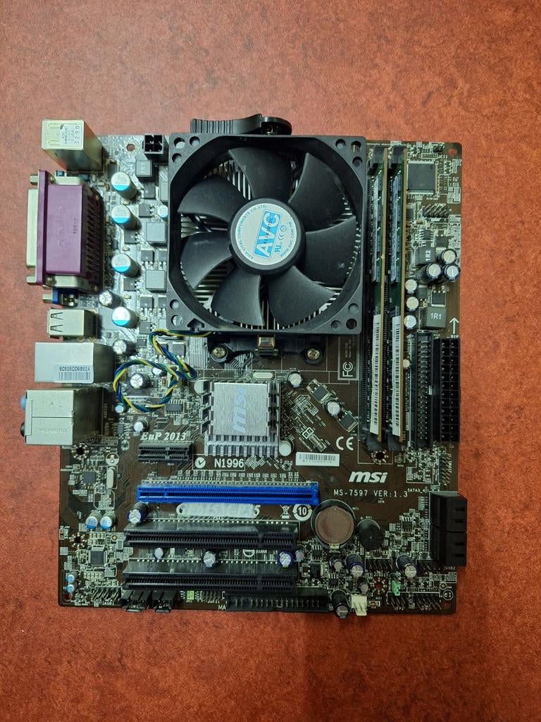 MSI AM3 moederbord + phenom II X2 + 4GB DDR3, Computers en Software, Moederborden, Gebruikt, AMD, DDR3, Ophalen of Verzenden