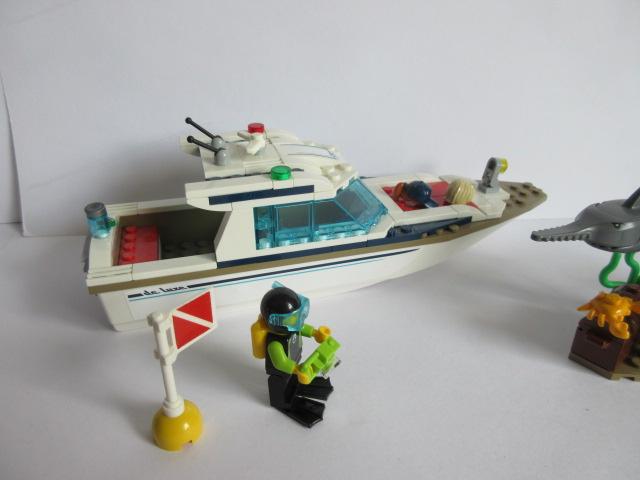 60221 Lego City, Diving Yacht met bouwtekening., Ophalen of Verzenden, Zo goed als nieuw, Complete set, Lego