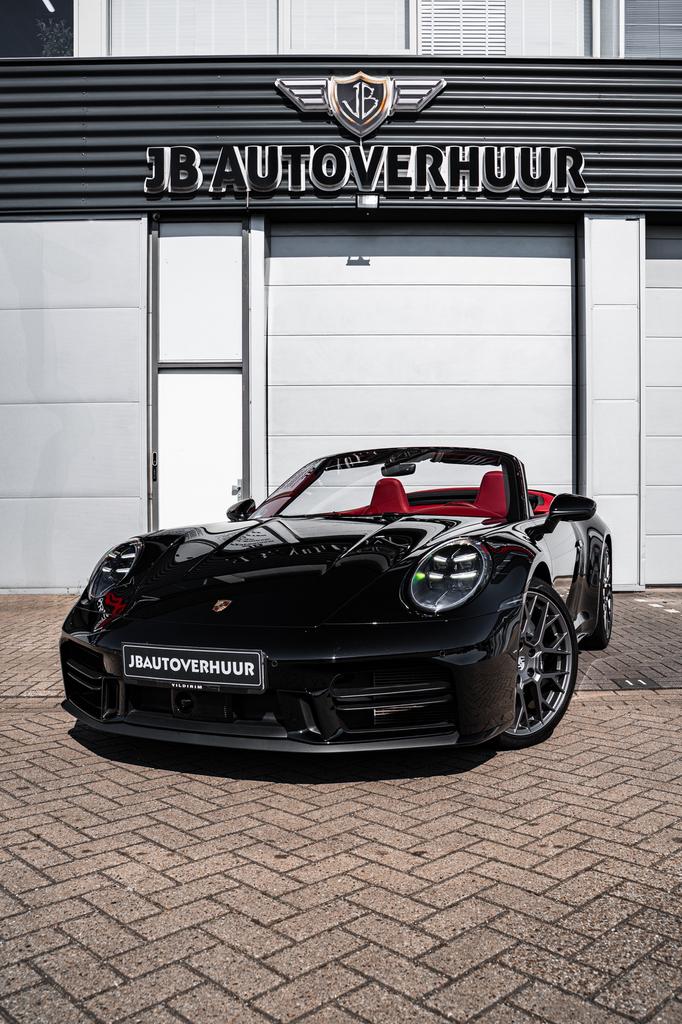 TROUWAUTO HUREN // URUS, FERRARI,Panamera,G63, UNIEK, Met chauffeur, Personenauto