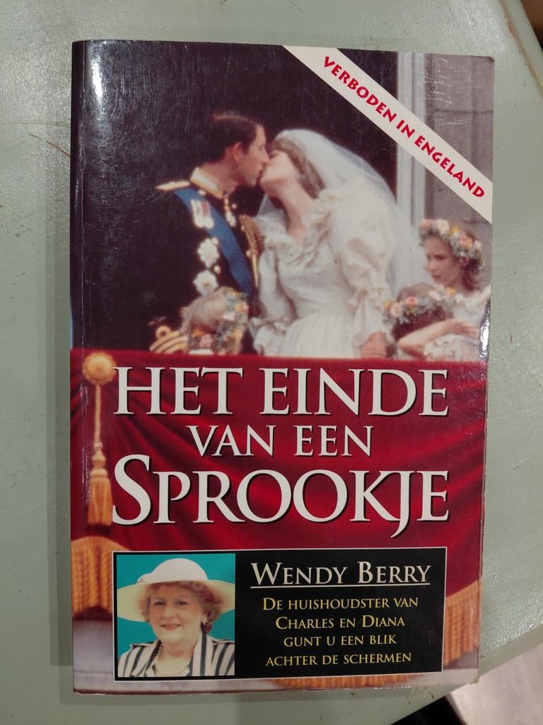 W. Berry - Het einde van een sprookje, Gelezen, Ophalen of Verzenden, Nederland, W. Berry