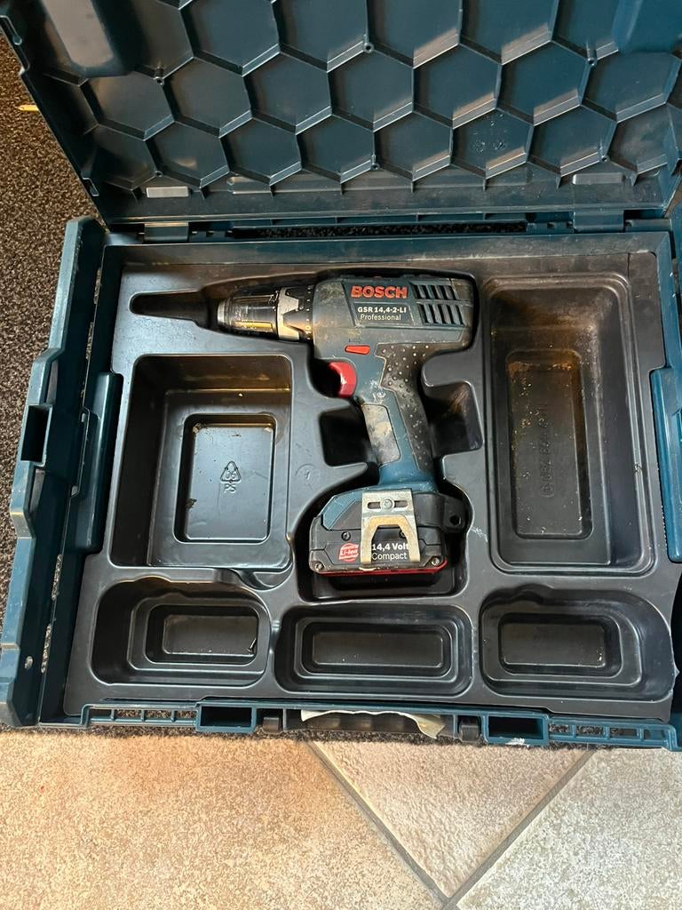 Bosch GSR 14,4-2-LI accu schroef machine pro, Ophalen of Verzenden, Gebruikt, Minder dan 400 watt, Boor- en Schroefmachine