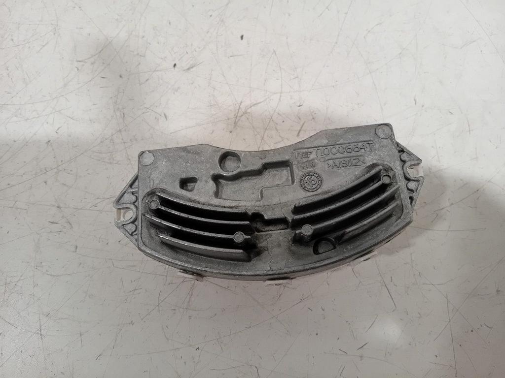 Kachelweerstand BMW X4, Onderdelen@venauto.nl, Van der Ven Autorecycling B.V., Gebruikt, Ettenseweg 76, 4706 PB Roosendaal, The Netherlands