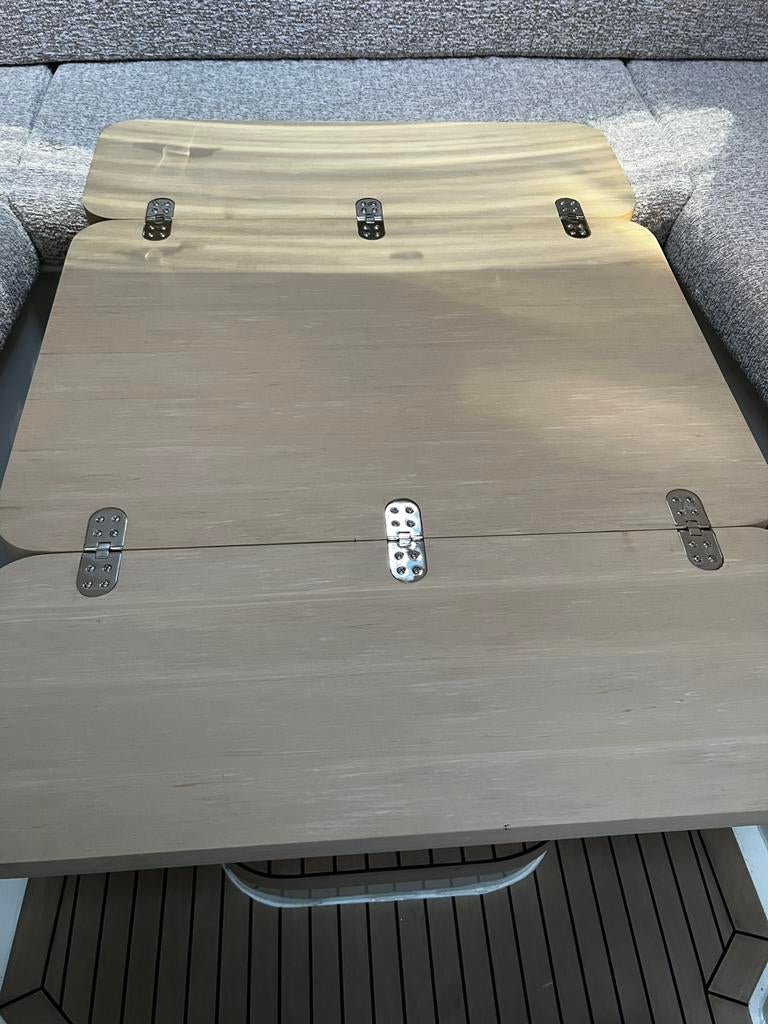 Foto 7 van Flexiteek alternatief kunststof dekken en interieur