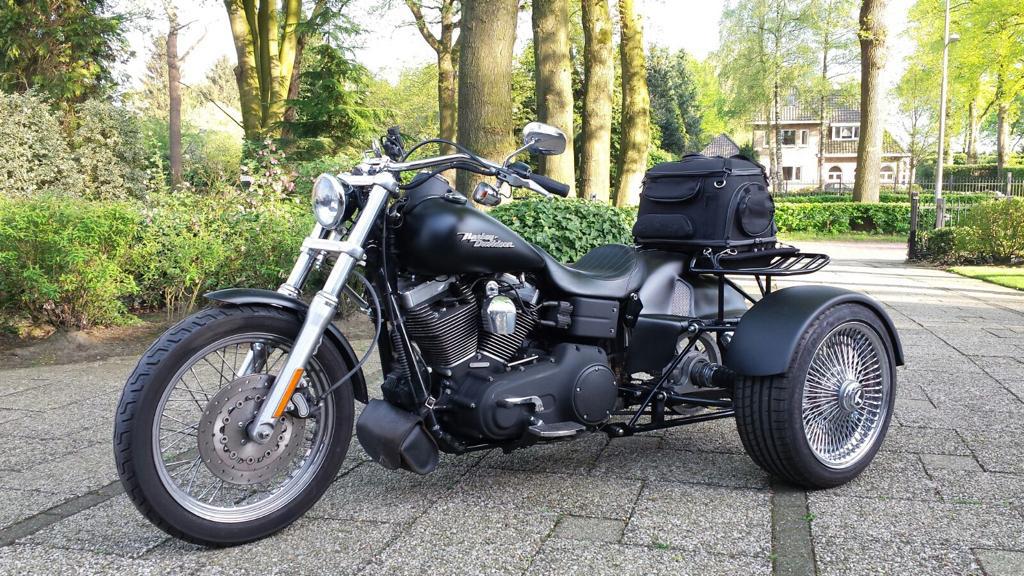 Harley Dyna street bob , omgebouwd naar tryke q- tec, Motoren, Motoren | Harley-Davidson, Particulier, Chopper, 12 t/m 35 kW, Ophalen