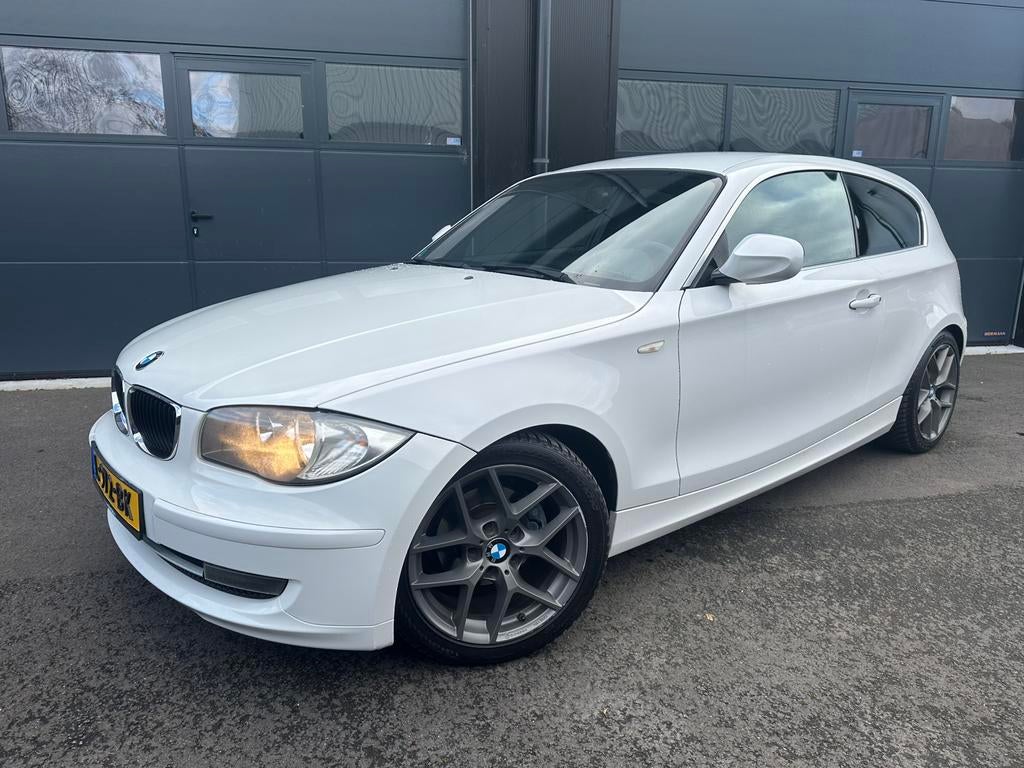 BMW 1-Serie 116I 2010, 1-Serie, Achterwielaandrijving, 1995 cc, 4 cilinders