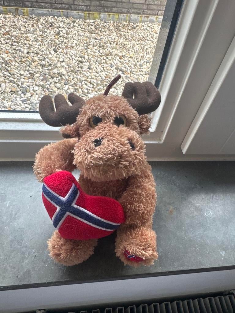 Schattig Pluche Eland met Hart, Kinderen en Baby's, Speelgoed | Knuffels en Pluche, Ophalen of Verzenden, Zo goed als nieuw, Overige typen