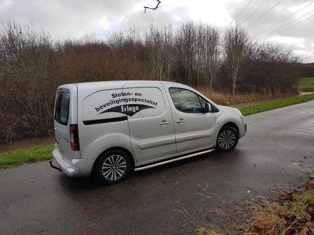 Slotenmaker Lemmer - Bel 0613564054 - Voor vakkundige hulp, Snelservice