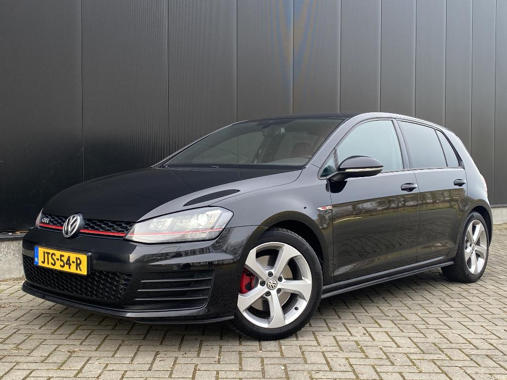 Volkswagen Golf GTI 2.0 TSI - Dealer Onderhouden/Nieuw APK, Auto's, Voorwielaandrijving, Stof, 4 cilinders, 1984 cc