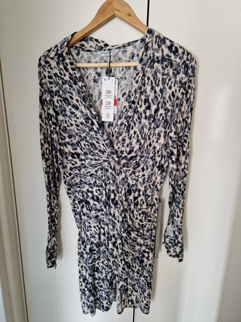 Stradivarius Jurk - Maat S 36 - Panther Look zwart wit grijs, Maat 38/40 (M), Zwart, Nieuw, Ophalen of Verzenden