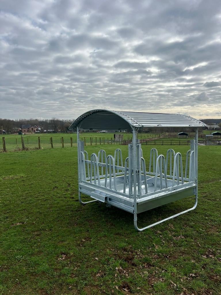 Foto 4 van LANDRUIVEN 2x2 12 p / HOOIRUIVEN/ VOERSTATIONS/ SLOFEERDERS