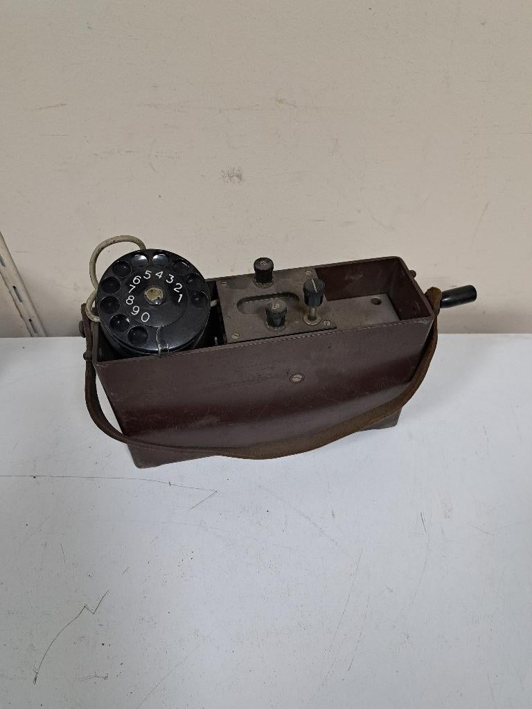P.T.T. telefoontester - veldtelefoon, Ophalen of Verzenden, Gebruikt, Met draaischijf
