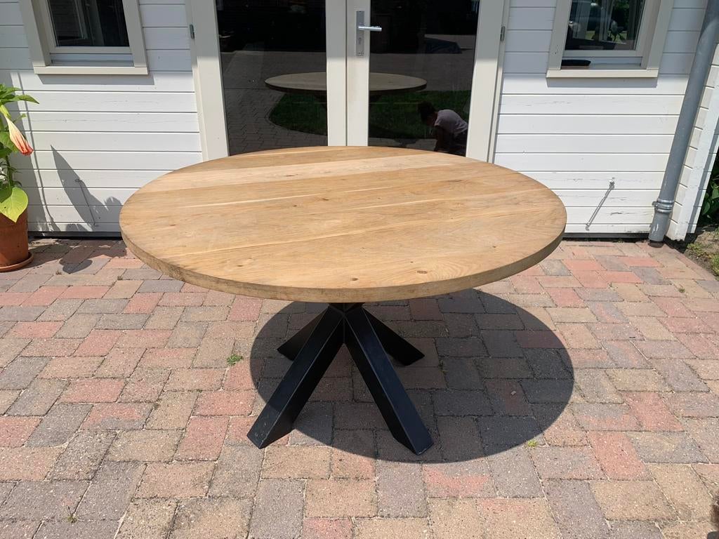 Eikenhouten ronde tafel 130cm, Ophalen of Verzenden, Zo goed als nieuw, Rond, 100 tot 150 cm