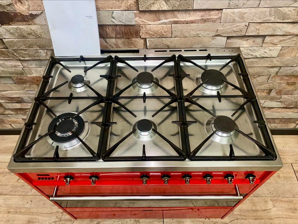 Luxe Ferrari rode Smeg Fornuis 6 pits 90 cm, Witgoed en Apparatuur, Fornuizen, 60 cm of meer, Fornello Esperta, Ophalen of Verzenden