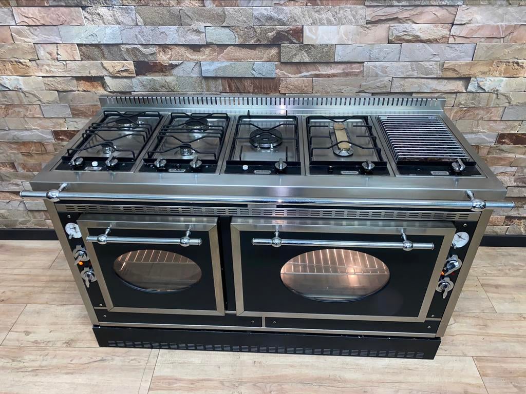 Luxe J.Corradi Fornuis 6 pits + grill 2 ovens 150 cm breed, 60 cm of meer, Grill, Ophalen of Verzenden, Zo goed als nieuw