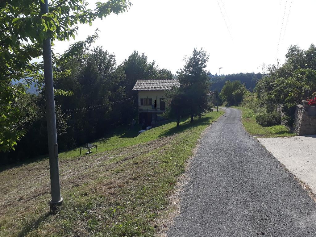 Te huur vakantiehuis in de Piemonte, Vakantie, Piemonte of Aosta, Dorp, 2 slaapkamers, In bergen of heuvels