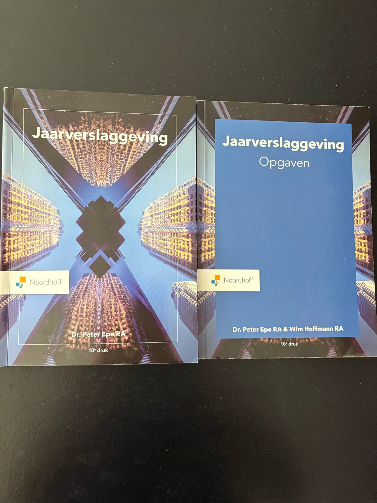 Jaarverslaggeving - Studieboek en Opgavenboek (10e druk), Ophalen, Gamma, Zo goed als nieuw, HBO