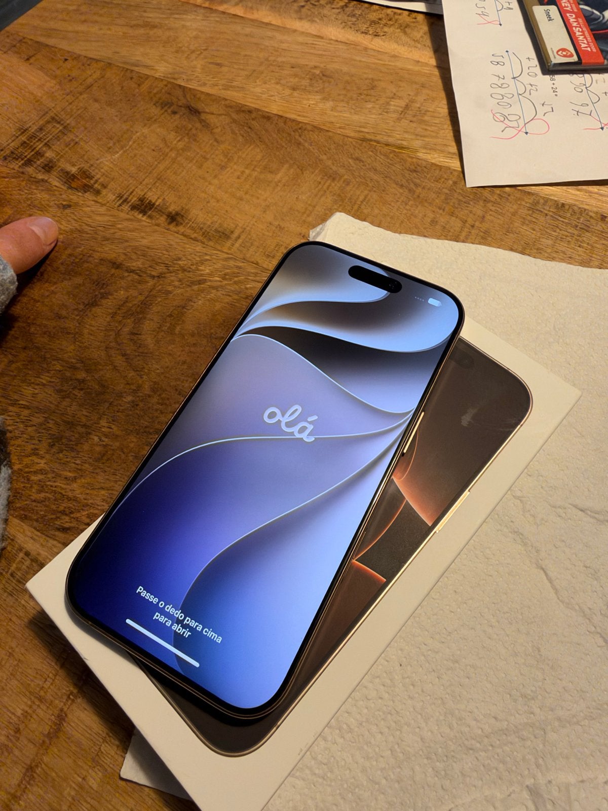 iPhone 16 Pro Desert Titanium 128gb, Zonder simlock, Zonder abonnement, Goud, Ophalen