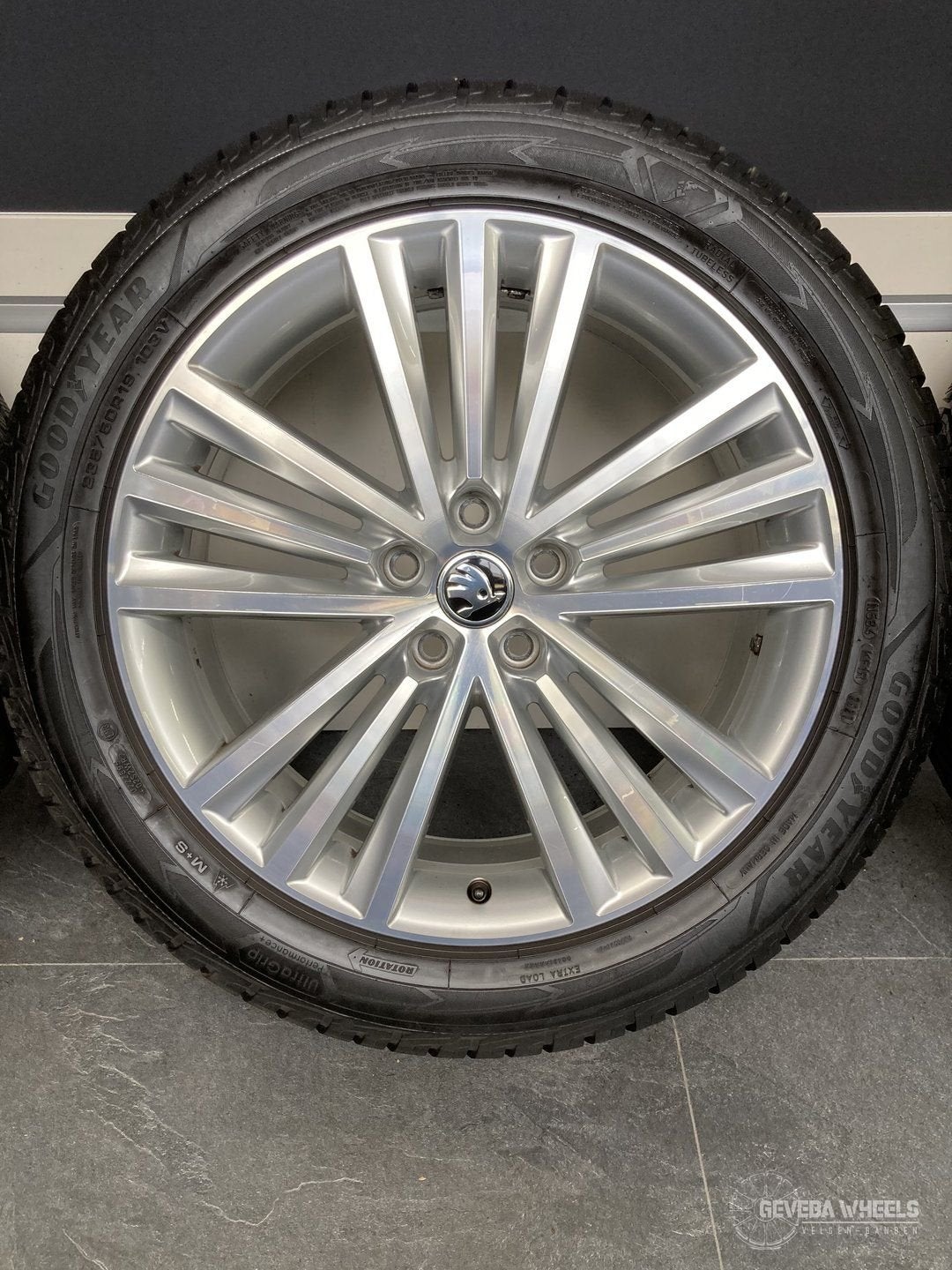 19” originele Skoda Kodiaq velgen + winterbanden 5x112   565, 19 inch, Gebruikt, -, -