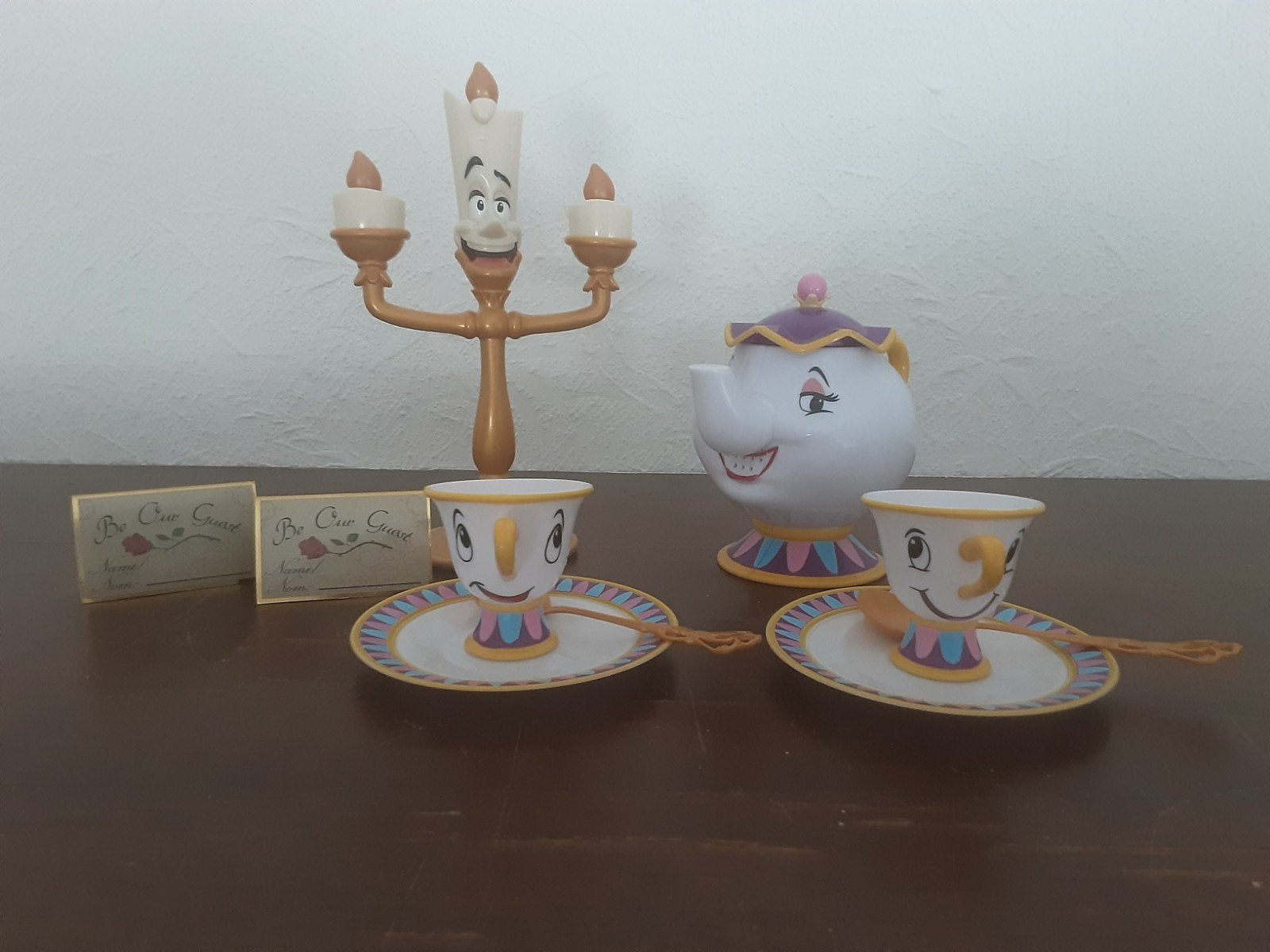 Disney Belle en het beest servies., Ophalen of Verzenden, Assepoester of Belle, Zo goed als nieuw, Servies