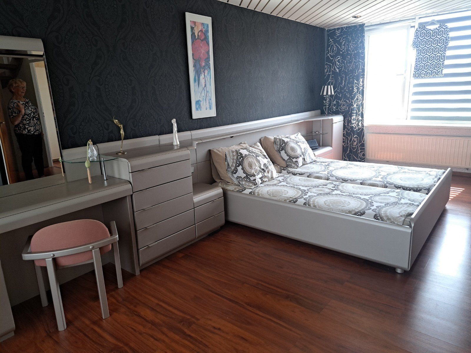 2 persoonsbed . 200x 180, Huis en Inrichting, Ophalen, Tweepersoons, Hout, 180 cm