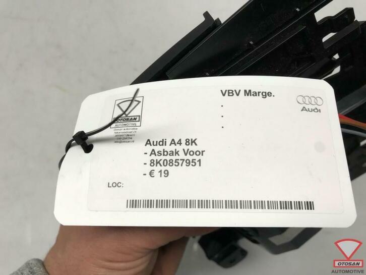 audi a4 8k asbak voor 8k0857951, Auto-onderdelen, Interieur en Bekleding, Gebruikt, AUDI AG, Auto-Union-Strasse 1
85045  Ingolstadt, DE