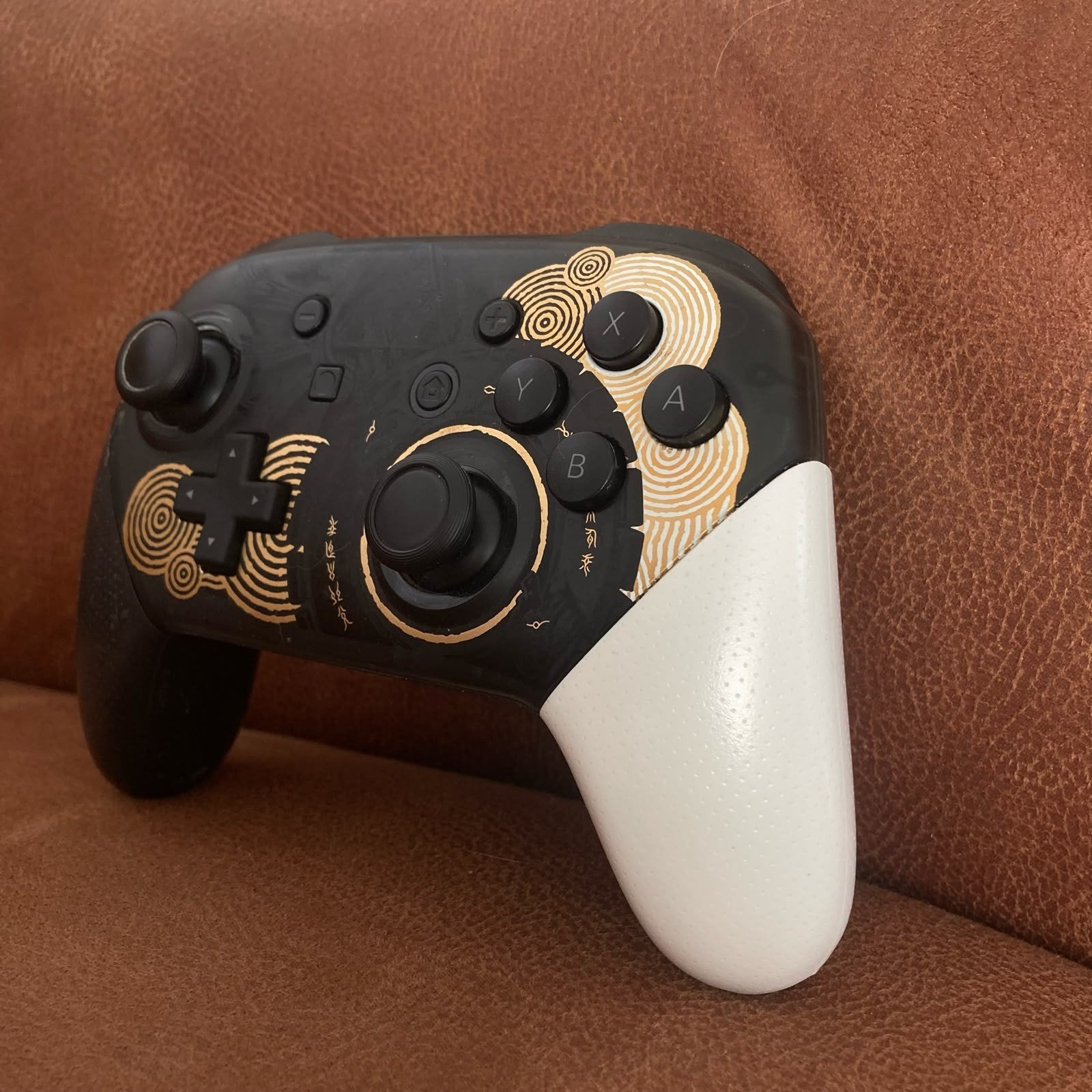 Nintendo Switch Pro Controller Zelda TOTK editie Z.G.A.N., Ophalen of Verzenden, Zo goed als nieuw, Switch Original