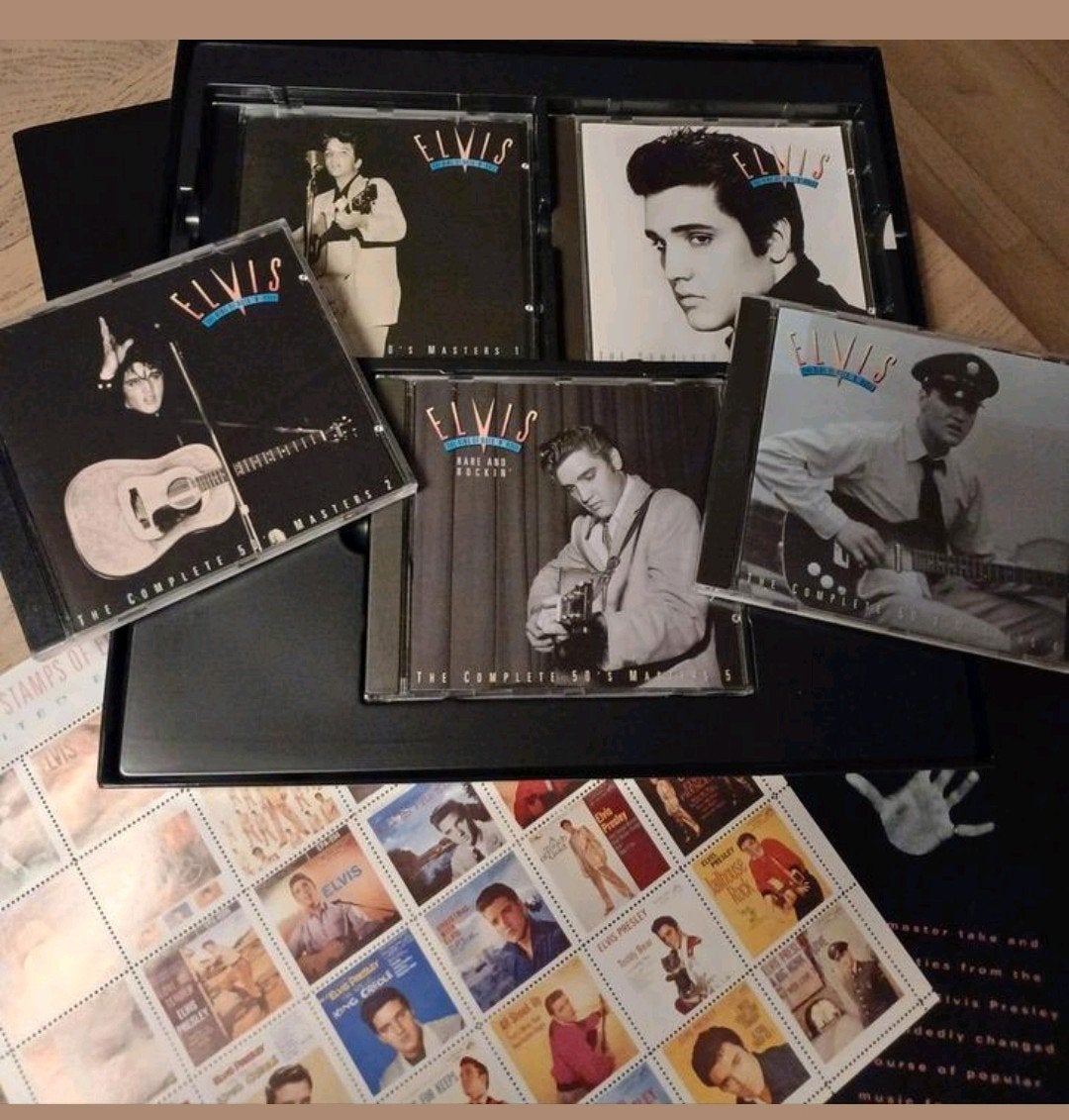 Elvis cd set met post zegels, Ophalen, Zo goed als nieuw, Boxset