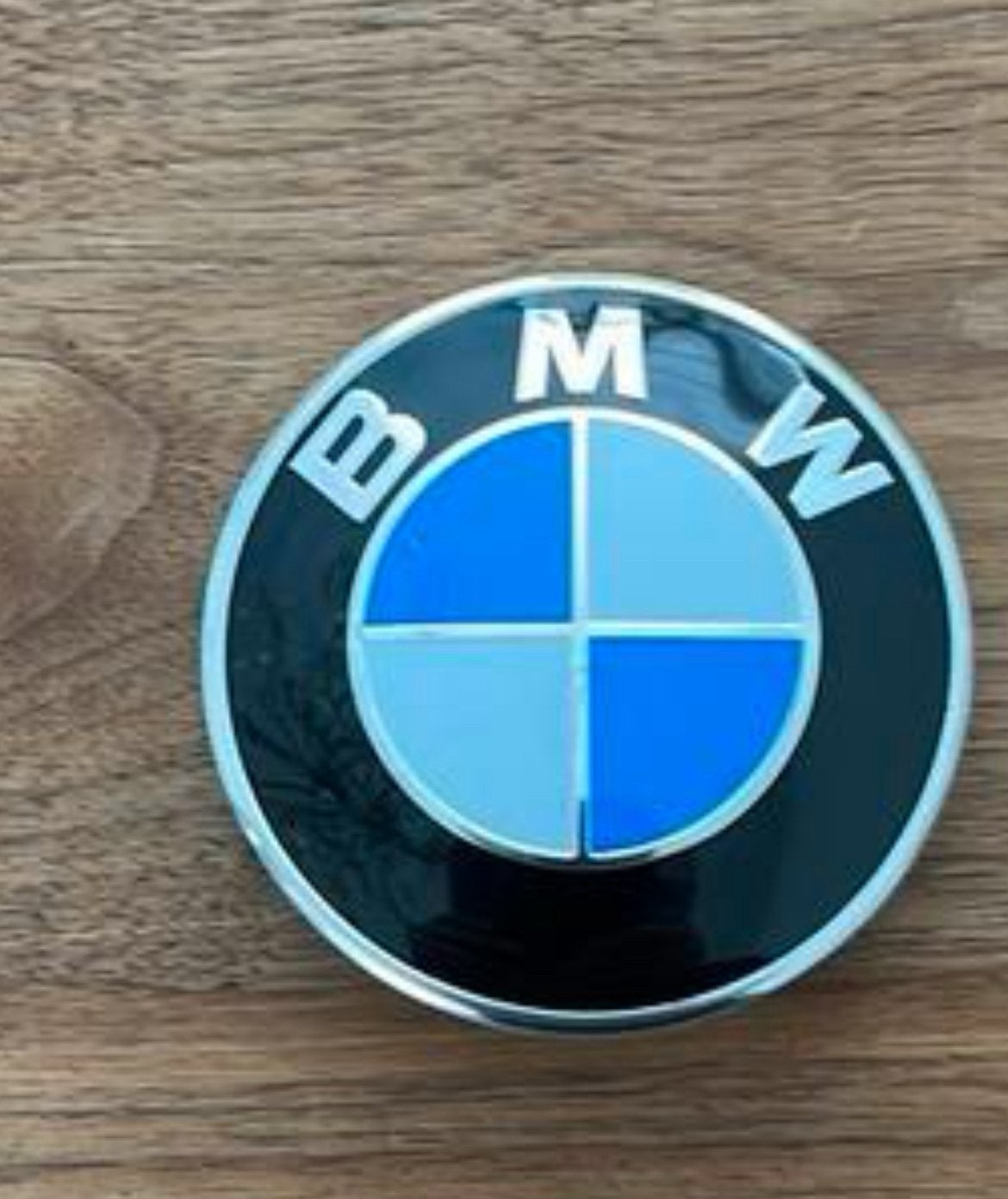 BMW Logo 82 mm Nieuw, Auto diversen, Tuning en Styling, Verzenden