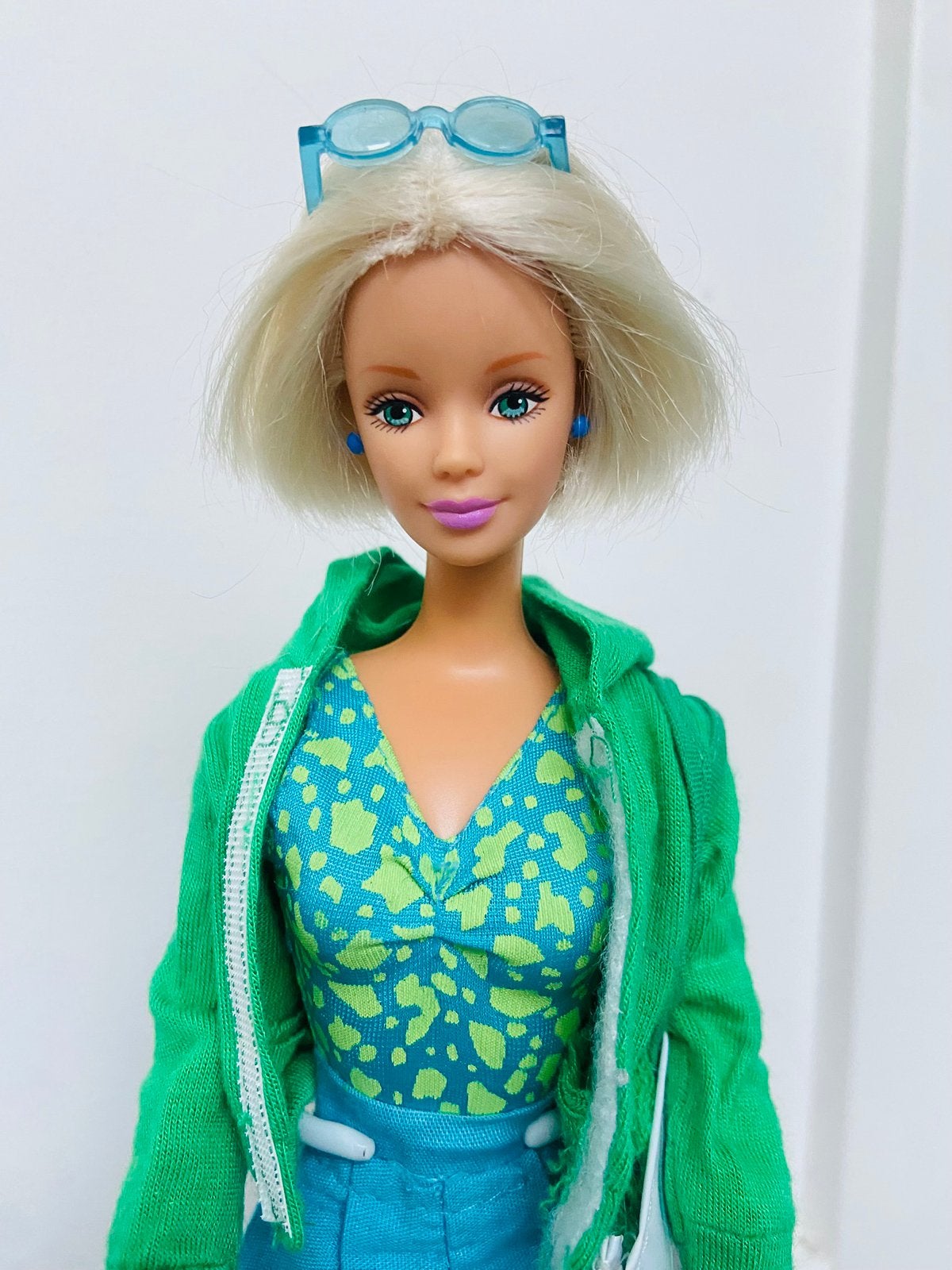 Barbie met complete outfit (3), Verzamelen, Verzenden, Zo goed als nieuw, Pop