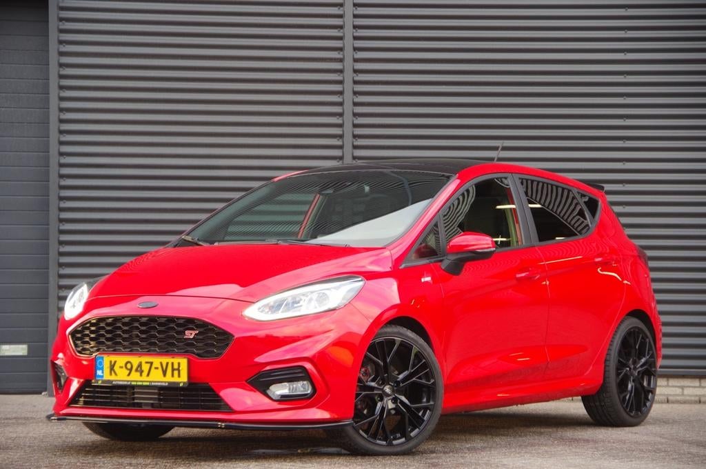 Ford Fiësta 1.0 Ecoboost 125pk ST line Vignale 5dr 2018 Rood, Auto's, Ford, Voorwielaandrijving, 125 pk, 1064 kg, Multifunctioneel stuurwiel