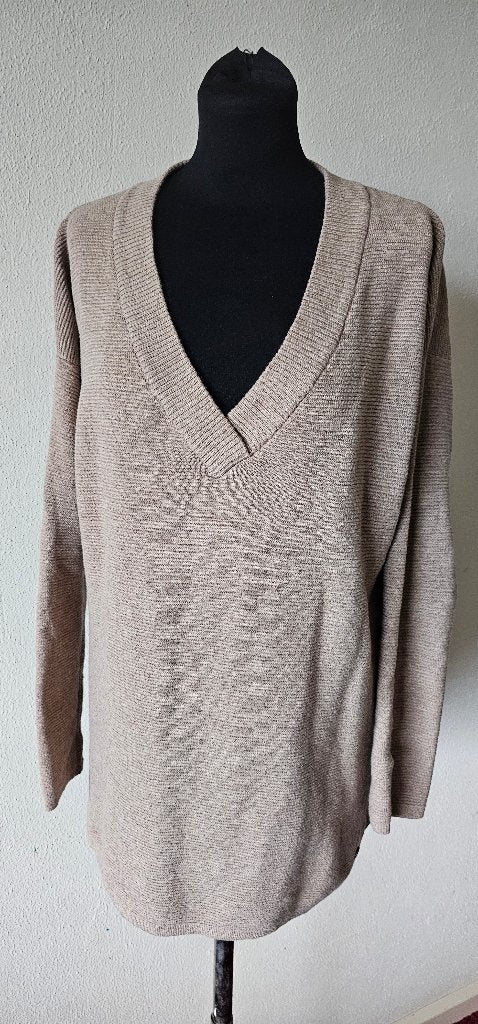 Knit-ted V-hals trui S/M - Zo goed als nieuw (101024), Beige, Knit-ted, Ophalen of Verzenden, Maat 36 (S)