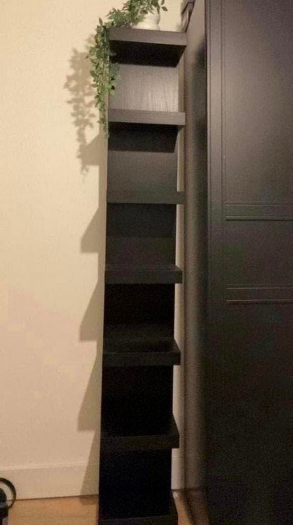 Ikea wandreck, Ophalen of Verzenden, Zo goed als nieuw, Metaal, Cd's