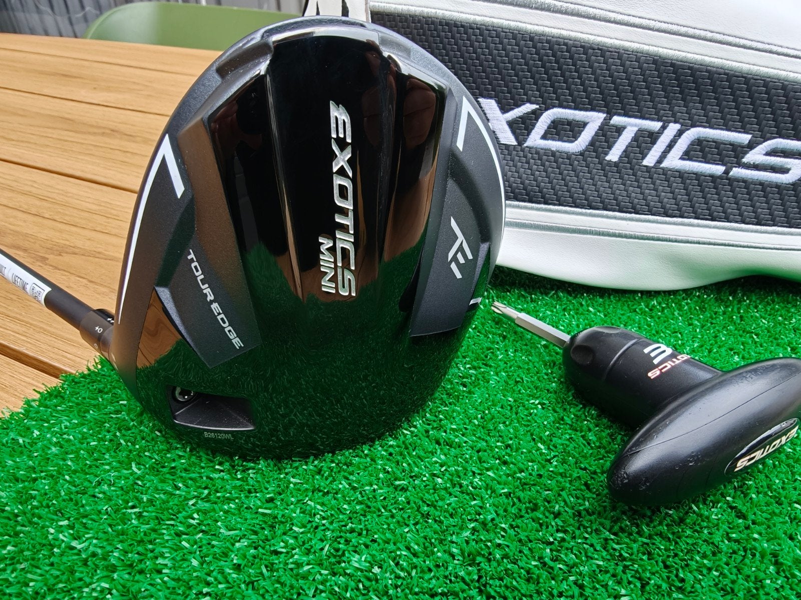 Tour edge exotics mini driver als NIEUW/ ventus 6-s shaft, Ophalen of Verzenden, Zo goed als nieuw, Club, Overige merken