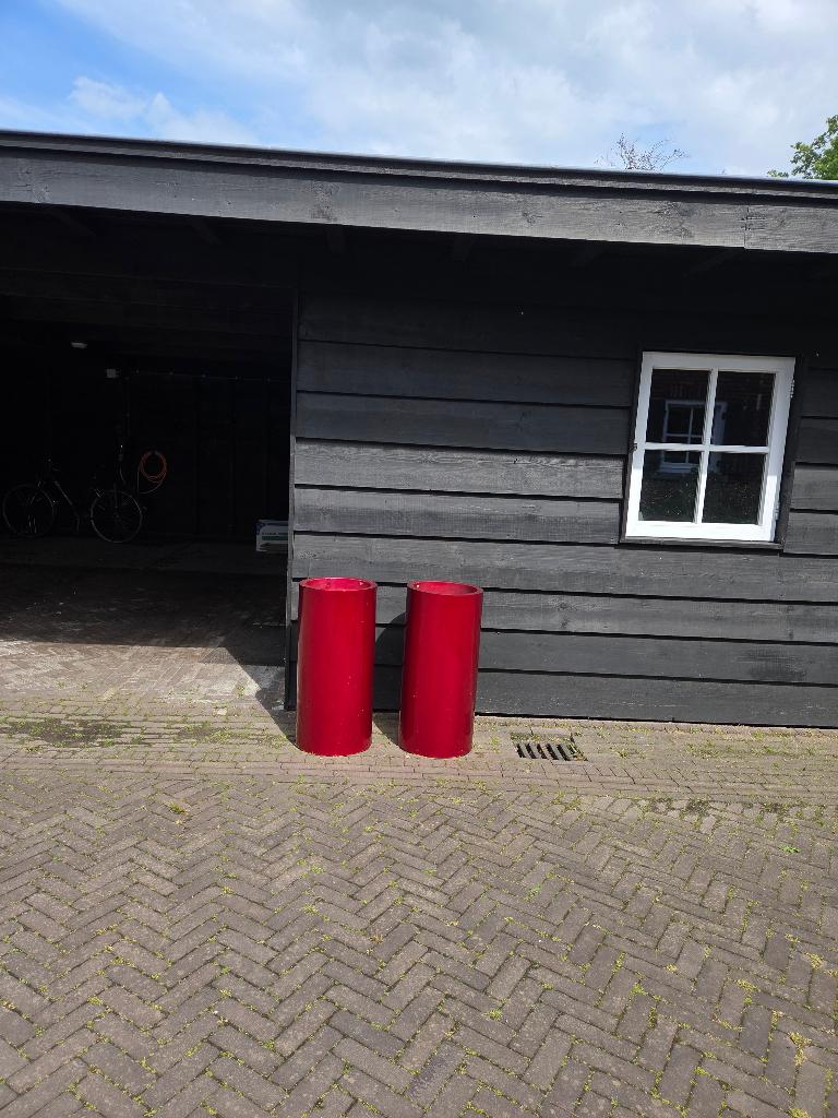 2 rode hogglans plantenbakken, Tuin en Terras, Bloembakken en Plantenbakken, Ophalen, Kunststof, Gebruikt, Rond