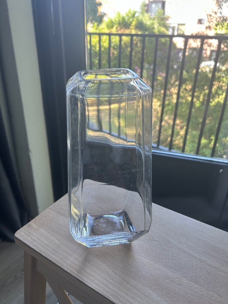 Transparent glass vase – modern geometric design, Huis en Inrichting, Woonaccessoires | Vazen, Transparant, Ophalen of Verzenden