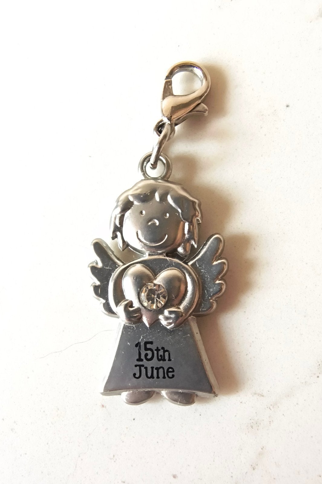 Geluks Engeltje 15 juni met strass, Overige merken, Overige materialen, Ophalen of Verzenden, Zo goed als nieuw