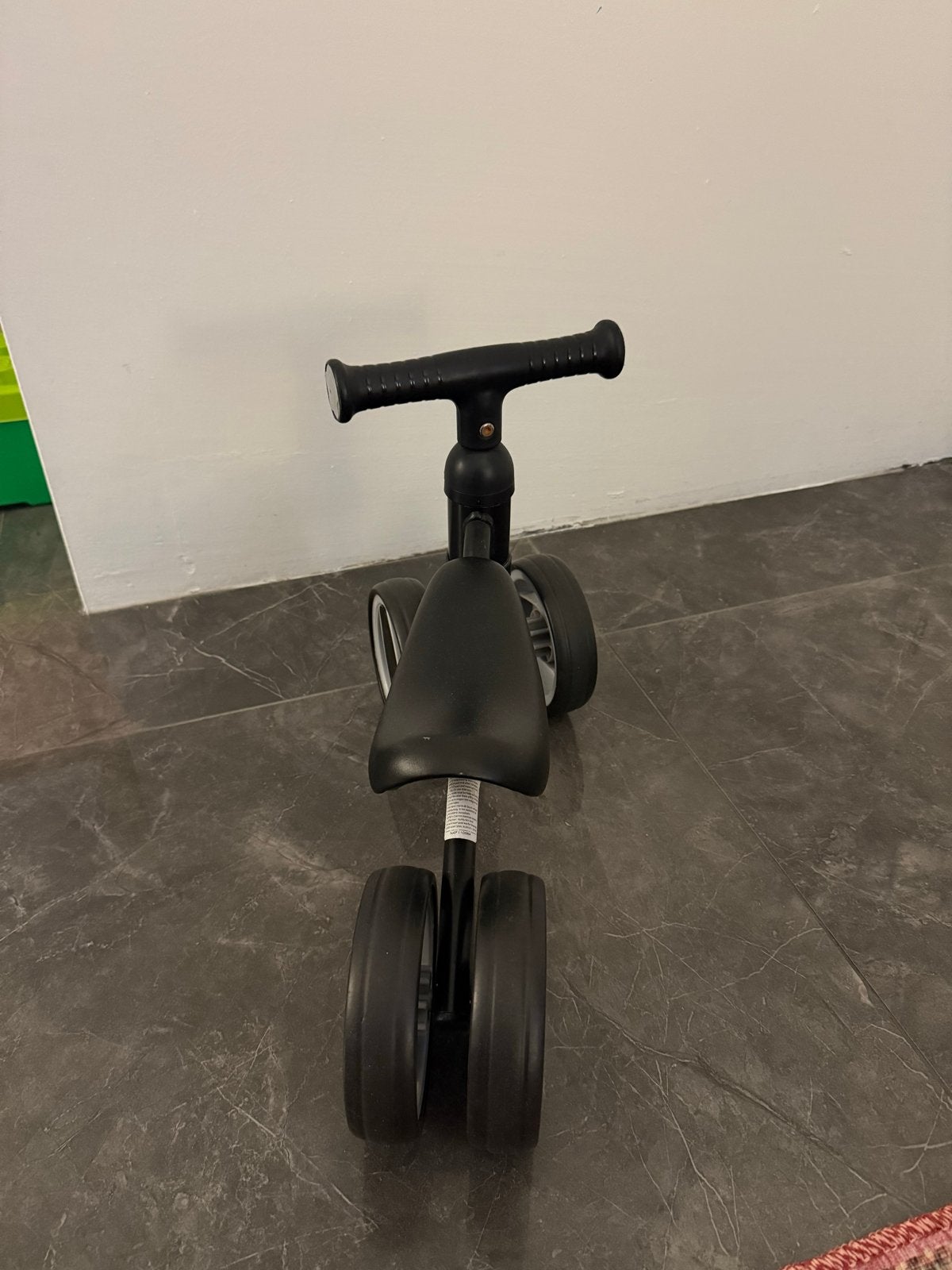 Cabino loopfietsje 4-wieler zwart, Ophalen, Zo goed als nieuw, Minder dan 16 inch