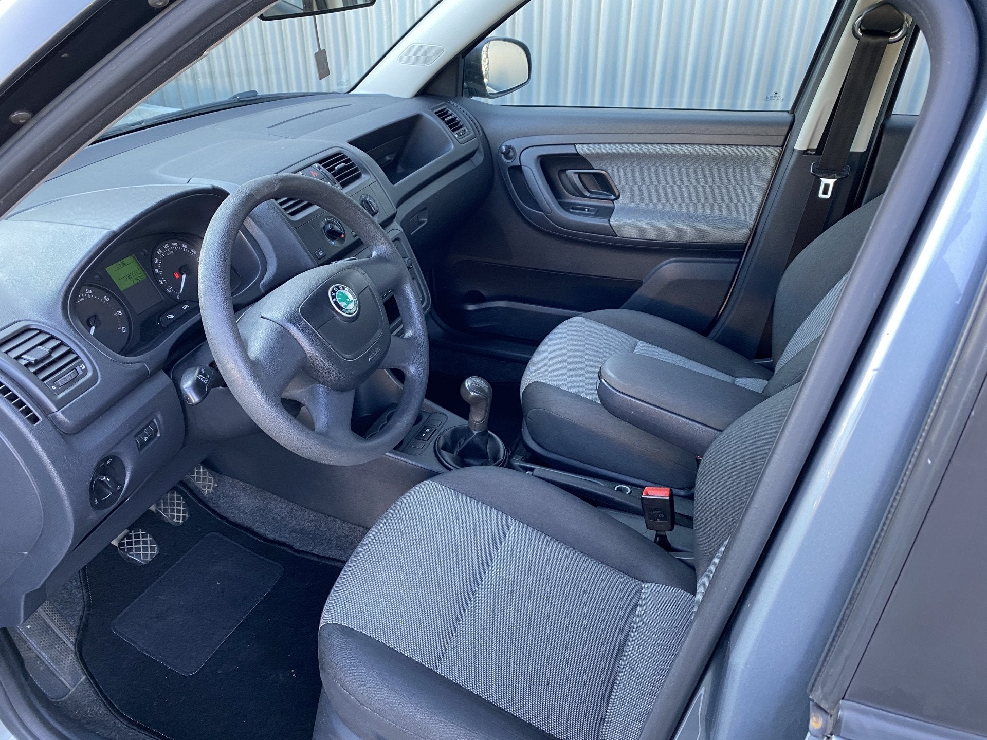 Skoda Fabia Combi 1.2-12V Fresh met Airconditioning & Nieuwe, Voorwielaandrijving, Euro 5, Stof, 1198 cc
