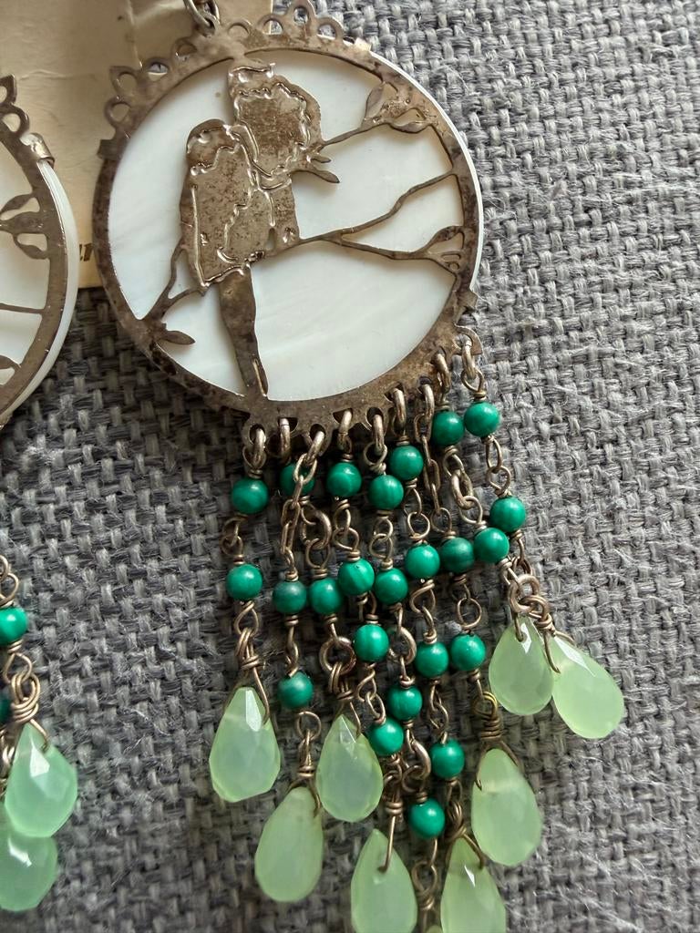 Les Néréides Oorbellen met Groene Kralen en Hangers, Sieraden, Tassen en Uiterlijk, Overige materialen, Hangers, Ophalen of Verzenden