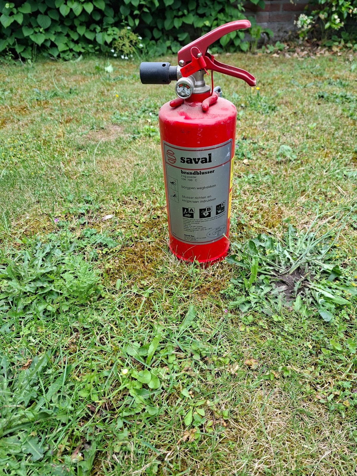 Saval Brandblusser 2kg poeder, Ophalen of Verzenden, Gebruikt, Brandblusser
