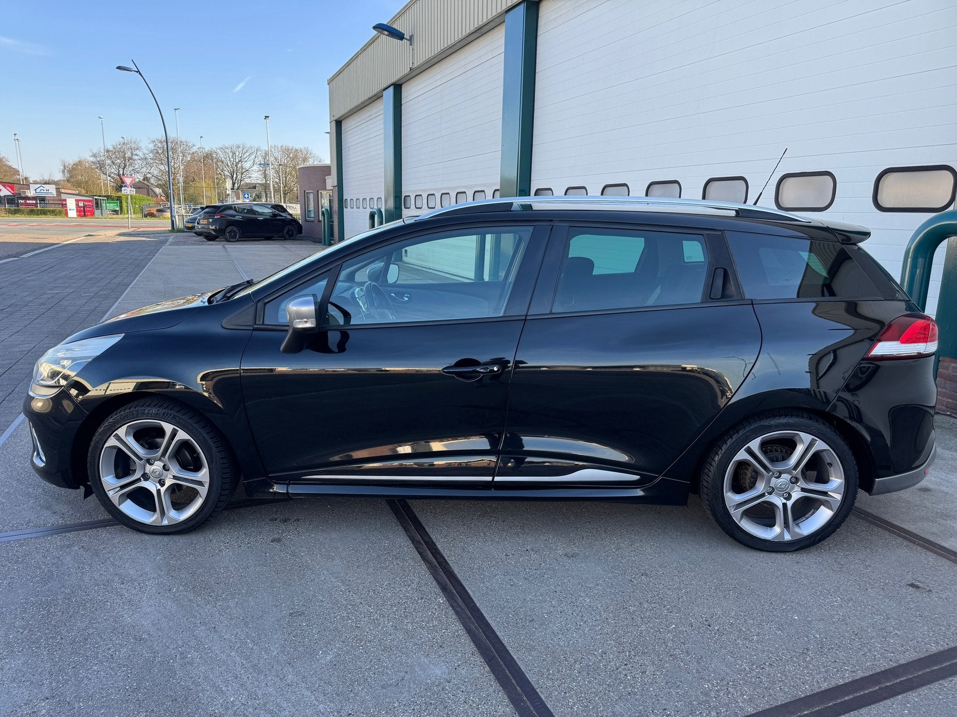 Renault Clio Estate 1.2 GT Automaat !, Euro 5, Stof, Gebruikt, Zwart