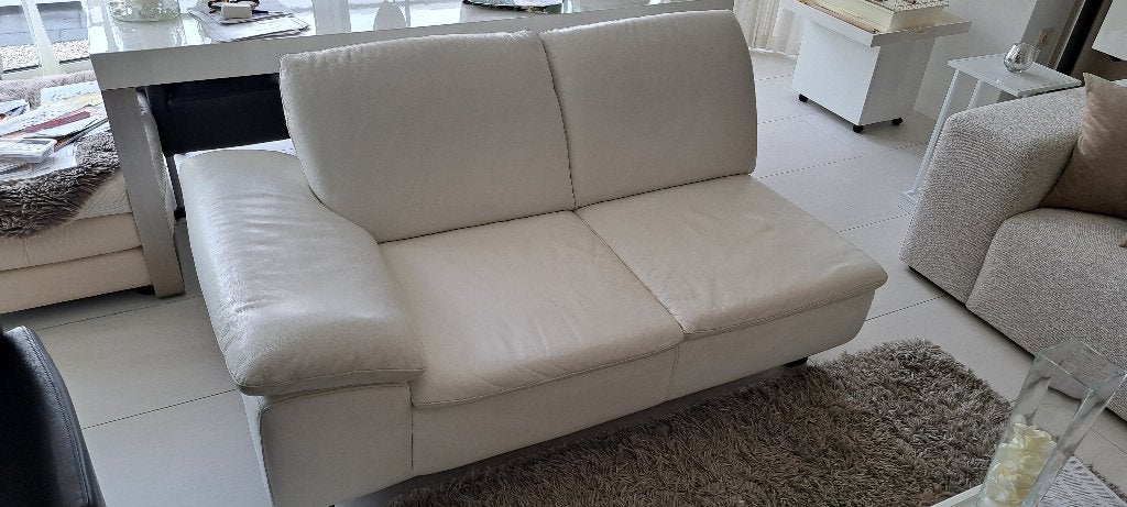 Leer sofa bankje, wit. Montel., Ophalen, 150 tot 200 cm, Tweepersoons, Zo goed als nieuw